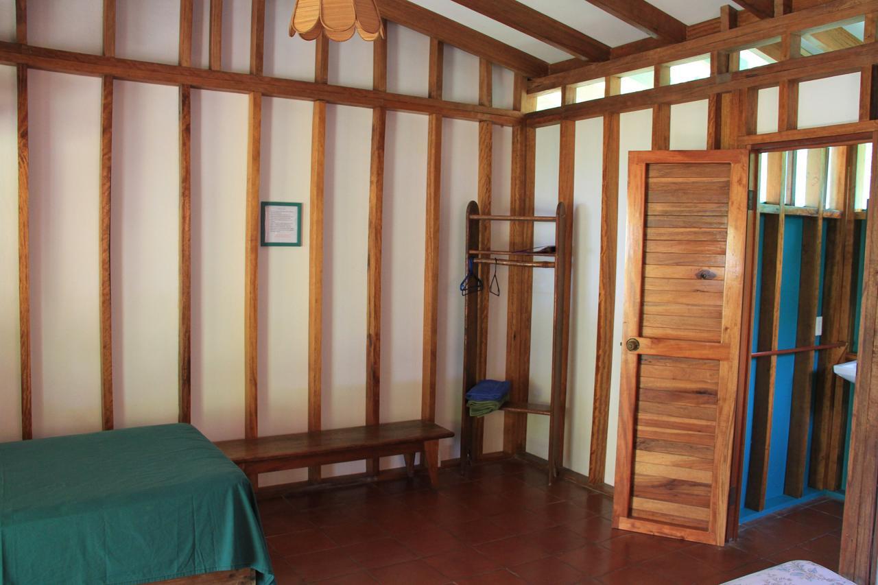 Cabinas Sol Y Mar Zancudo Exterior photo