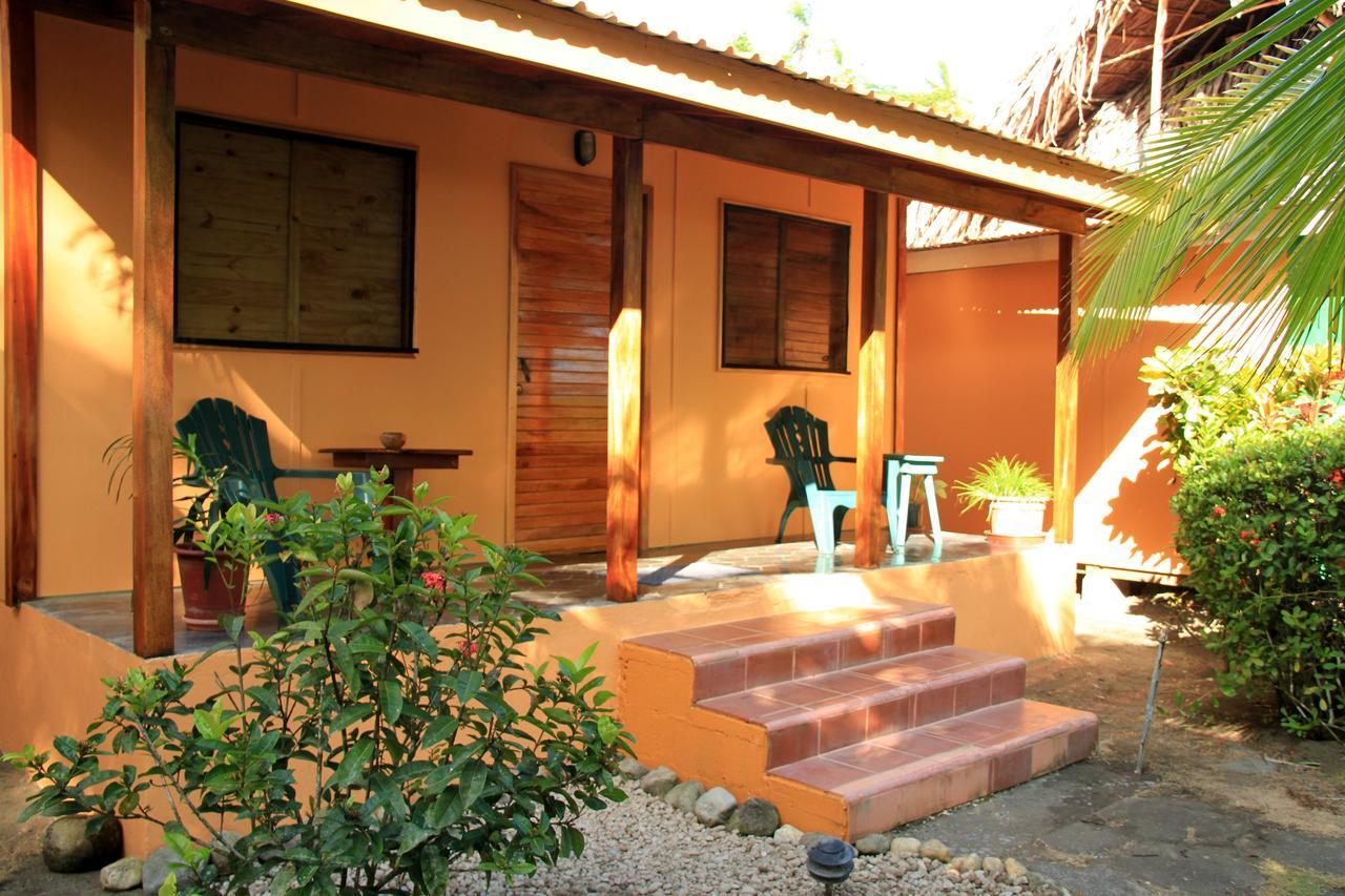 Cabinas Sol Y Mar Zancudo Exterior photo